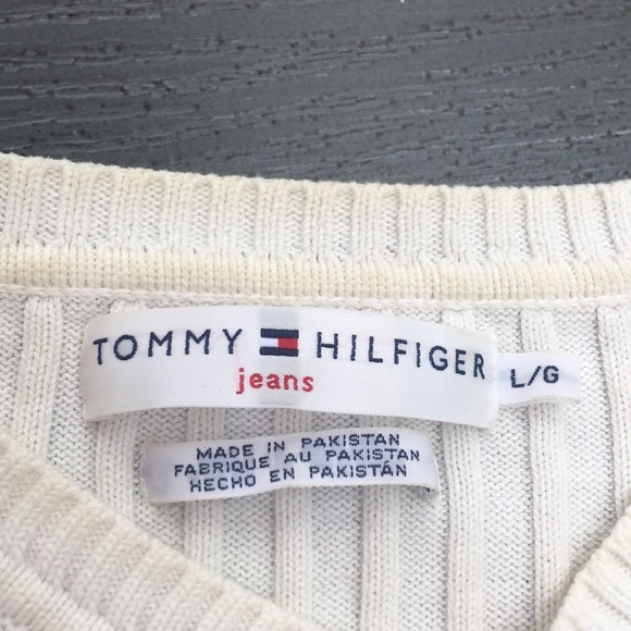 Tommy Hilfiger sweater - Picture 2 of 5